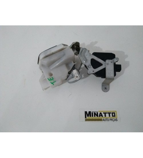 Fechadura Da Porta Tras/esq Mmc Pajero Tr4 2012