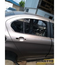 Porta Tras/dir Peugeot 408 2012 (só Lata)