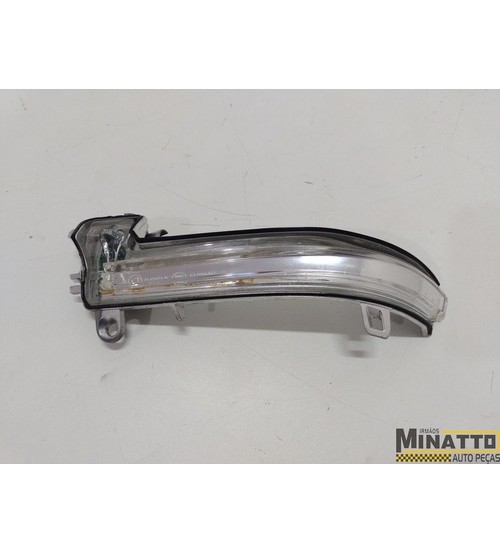 Pisca Do Retrovisor Direito Bmw 320i 2013