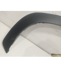 Aplique Lateral Tras/dir Toyota Corolla Cross Gr-s 2023