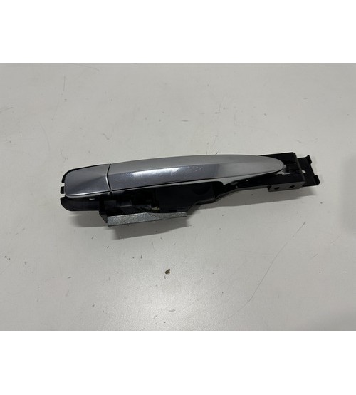 Maçaneta Externa Da Porta Tras/esq Nissan Sentra Sl 2019