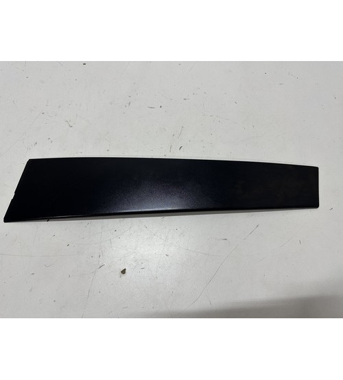 Acabamento Ext. Coluna Porta Dian/esq Toyota Corolla Hyb 20