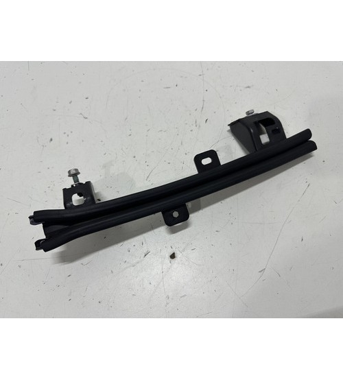 Canaleta Da Porta Tras/dirr Gm Equinox Premier 2022