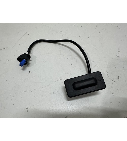 Botão Interruptor Porta Mala Gm Equinox Premier 2022