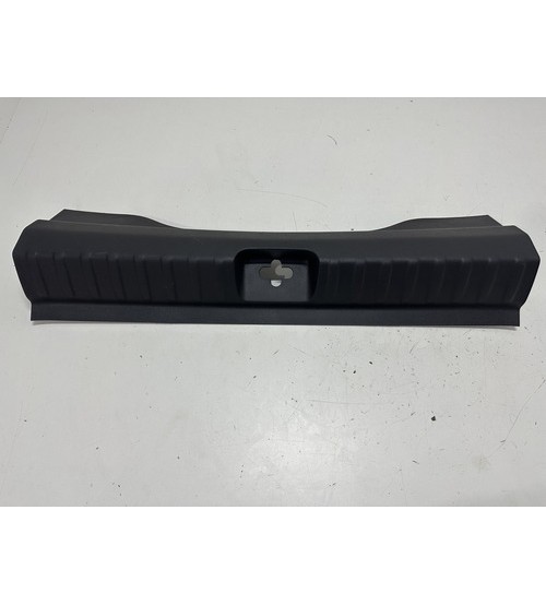 Acabamento Interno Inf. Porta Mala Gm Onix Premier2 2024