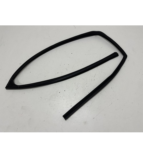 Borracha Canaleta Vidro Da Porta Dian/esq Gm Onix Pr2 2024