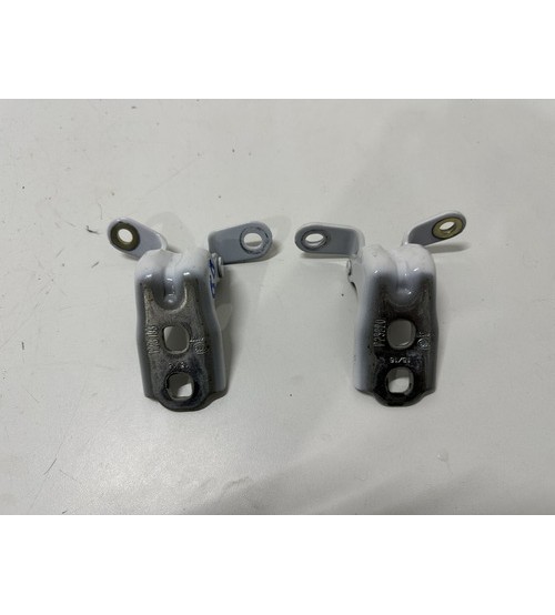 Dobradiça Da Porta Dian/dir Gm Onix Pr2 Hatch 2024