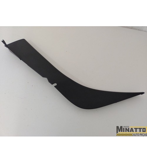 Acabemento Coluna Tras/esq Renault Logan 2017