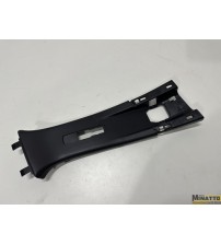 Acabamento Coluna Central Direita Renault Captur 2022 Acabamento Coluna Central Direita Renault Captur 2022