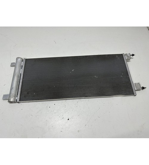 Condensador Ar Condicionado Gm Onix Pr2 1.0t 2024
