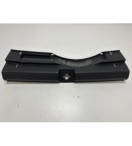 Acabamento Interno Inf. Porta Mala Vw Polo Hl 2023