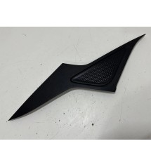 Acabamento Externo Lateral Tras/dir Hyundai Hb20 Sense 2024 Acabamento Externo Lateral Tras/dir Hyundai Hb20 Sense 2024