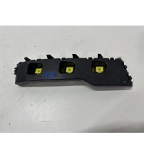 Guia Parachoque Tras/esq Hyundai Hb20 Sense Hatch 2024