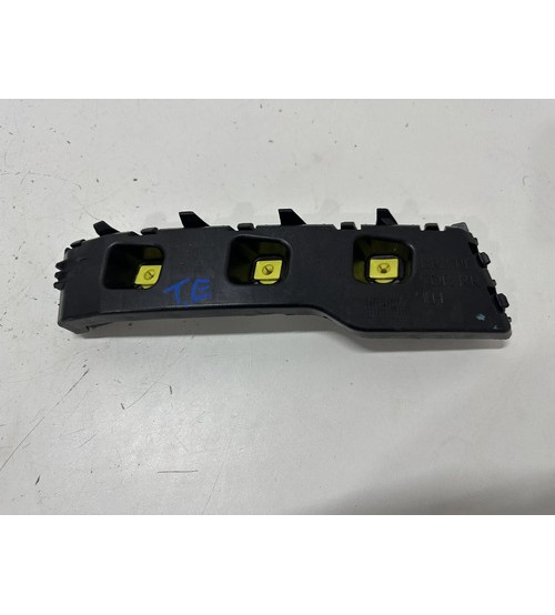 Guia Parachoque Tras/esq Hyundai Hb20 Sense Hatch 2024