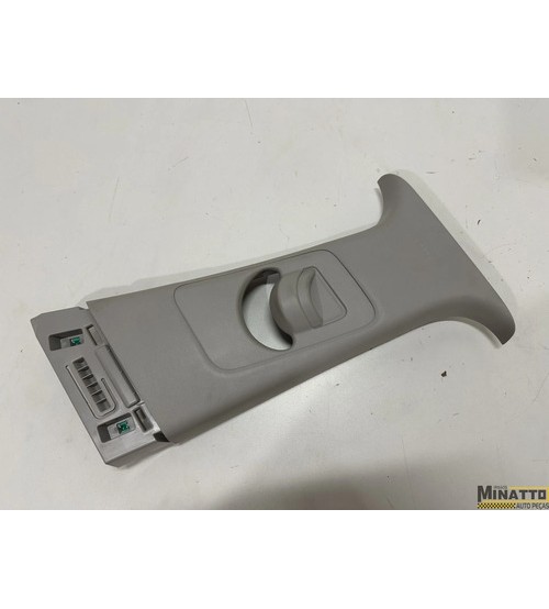 Acabamento Coluna Sup. Direita Hyundai Creta Platinum 2024