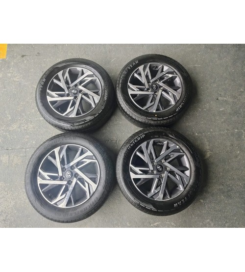 Jogo De Rodas R17 C/ Pneus Hyundai Creta Platinum 2025 Detal 000