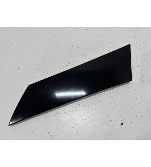 Acabamento Coluna Externa Tras/esq Hyundai Creta Platinum 25