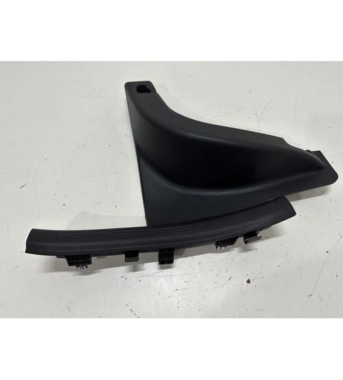 Soleira Da Porta Tras/esq Hyundai Creta Platinum 2025 Preto